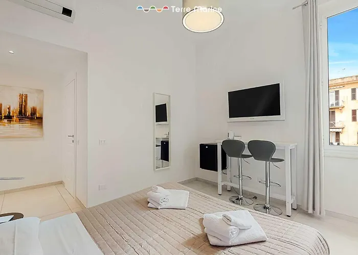 Italian House Cinque Terre, Terre Marine 3* لا سبيتسْيا