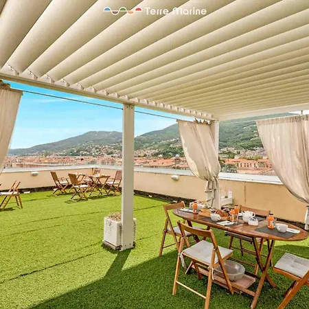 Bed & Breakfast Italian House Cinque Terre, Terre Marine 3*